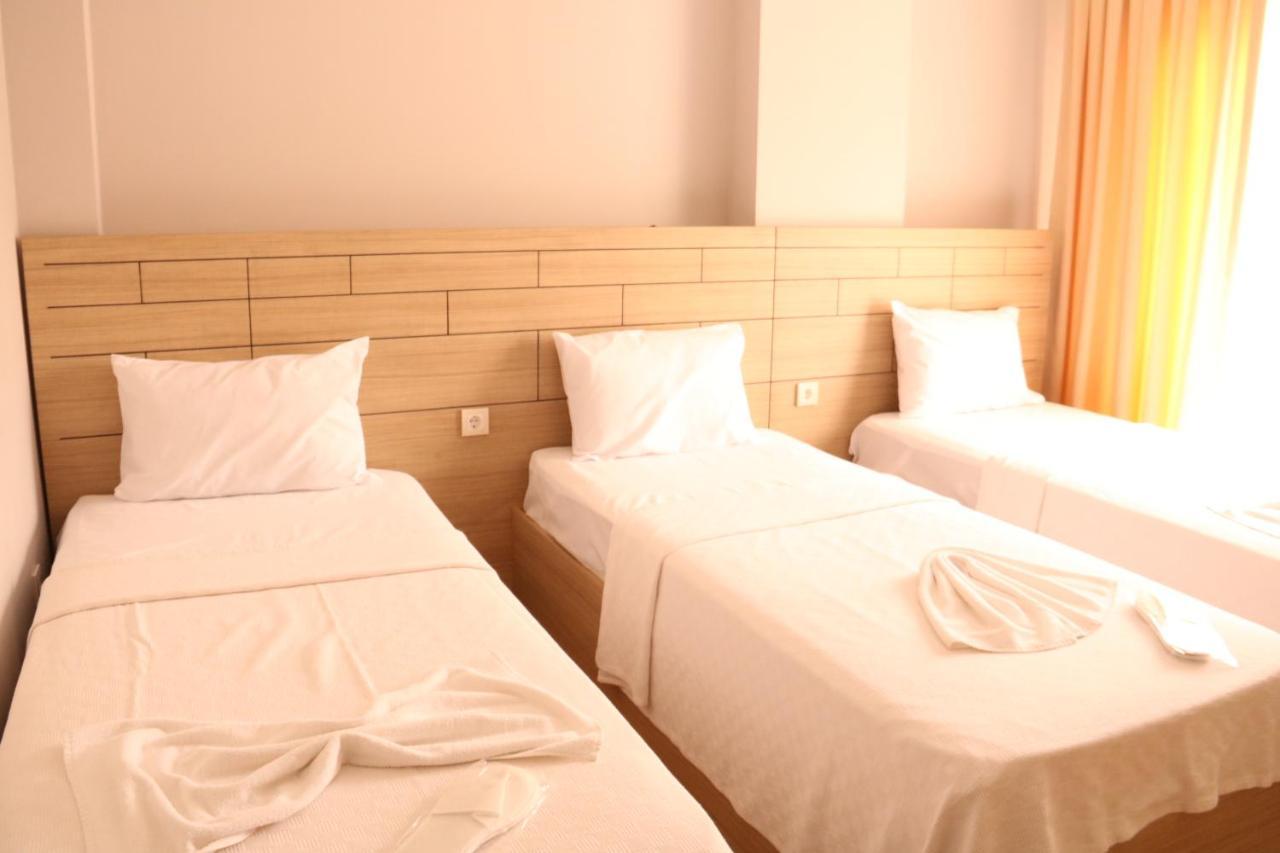 Agva Rex Otel Esterno foto
